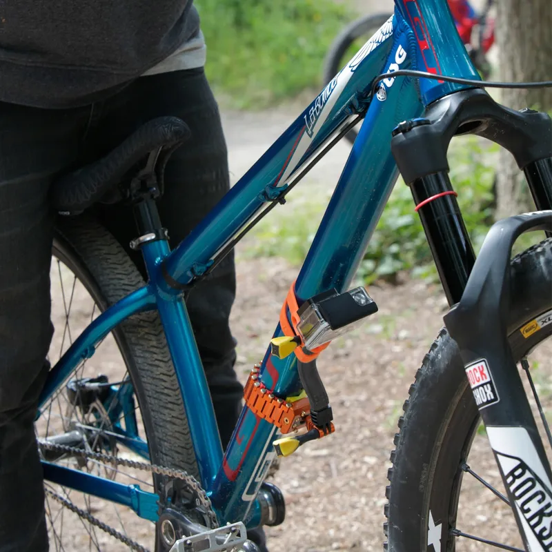 ISHOXS Xtension Neo M Flexibele Verlengarm Actiecamera MTB Outdoor — foto 4