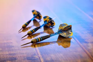 RED DRAGON Luke Humphries Coolhand Dartset 22g Flights Shafts — miniatuur 6