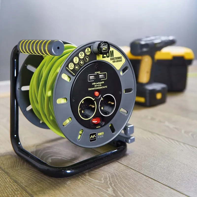 MASTERPLUG Pro-XT Verlengkabel 25m USB 3680W 250V Grijs Pistache — foto 6