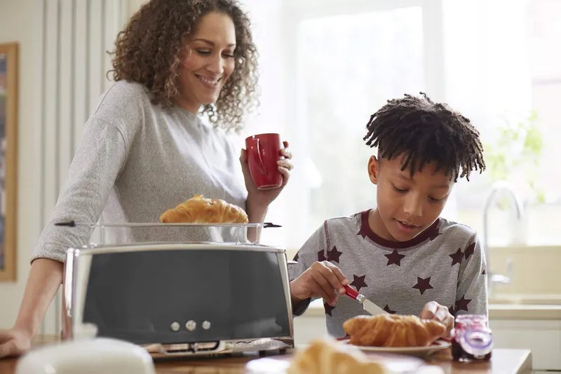 RUSSELL HOBBS Moonlight Grey Broodrooster Lange Sleuf RVS Grijs — foto 9