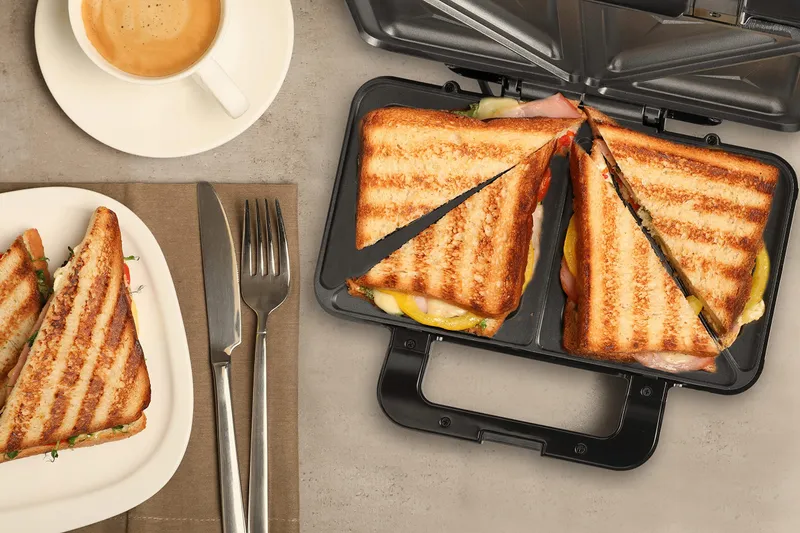 BESTRON XL Sandwichmaker 900W Automatische Temperatuurregeling — foto 3