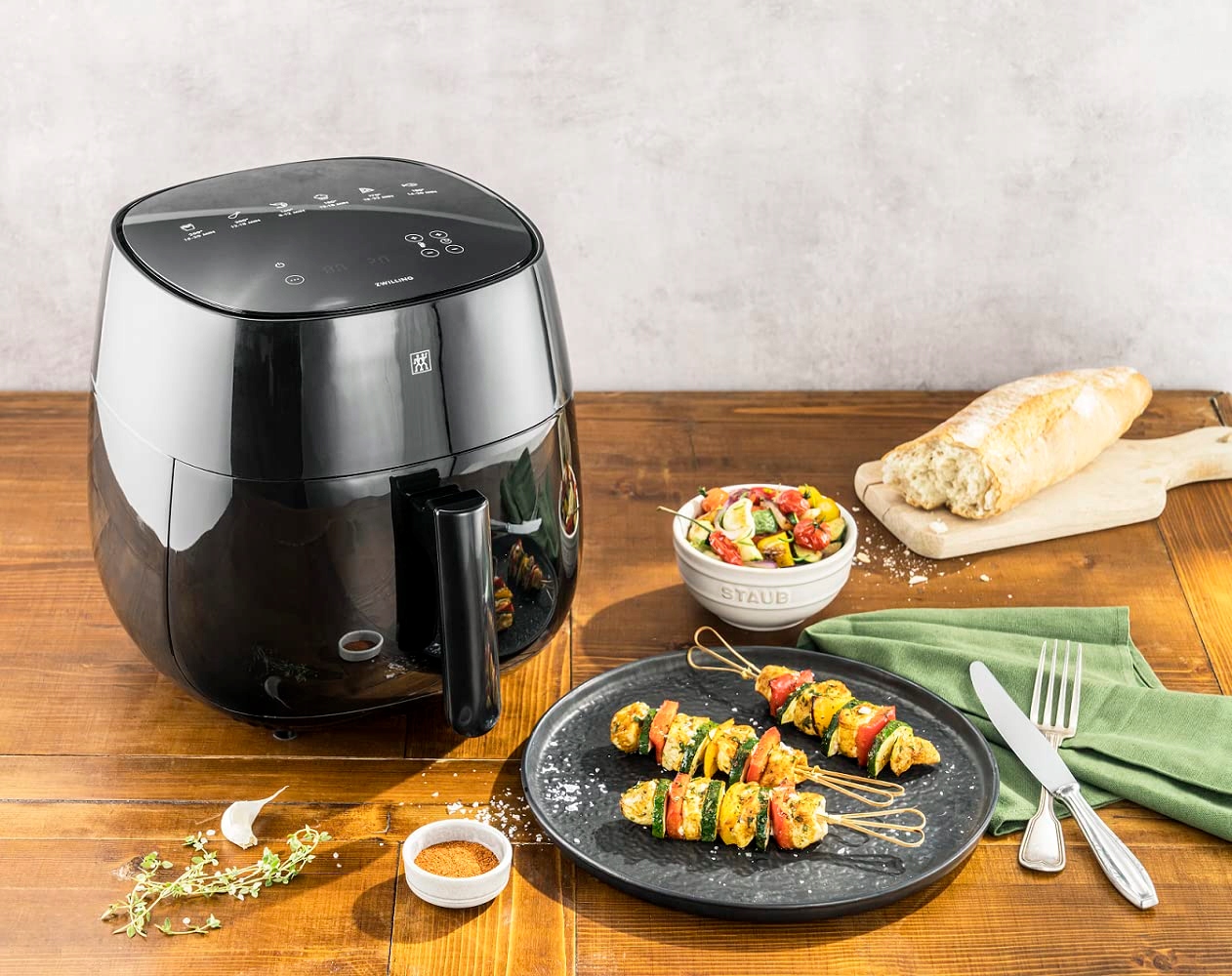 ZWILLING Air Fryer 4L 1400W 6 Programma's Receptenboek Zwart