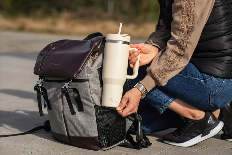 MILU Thermobeker 1200ml Rietje Handvat RVS Beige — foto 7