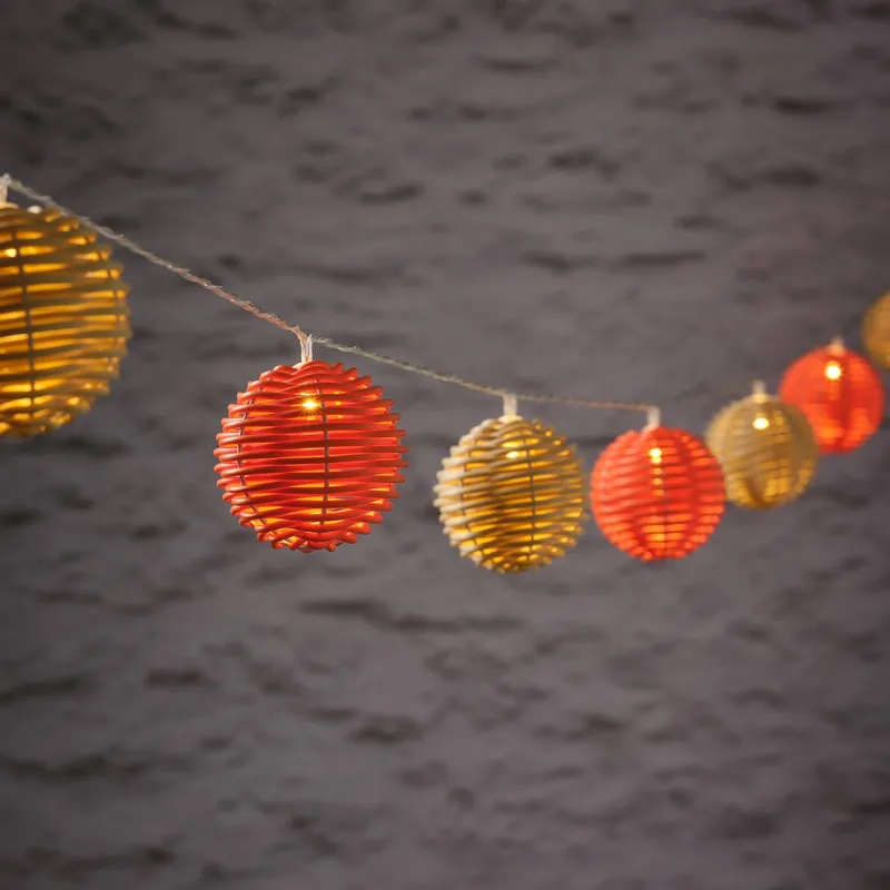 LIGHTS4FUN Solar Lichtketting Rotan 10 LED Oranje Beige Tuin Balkon — foto 1