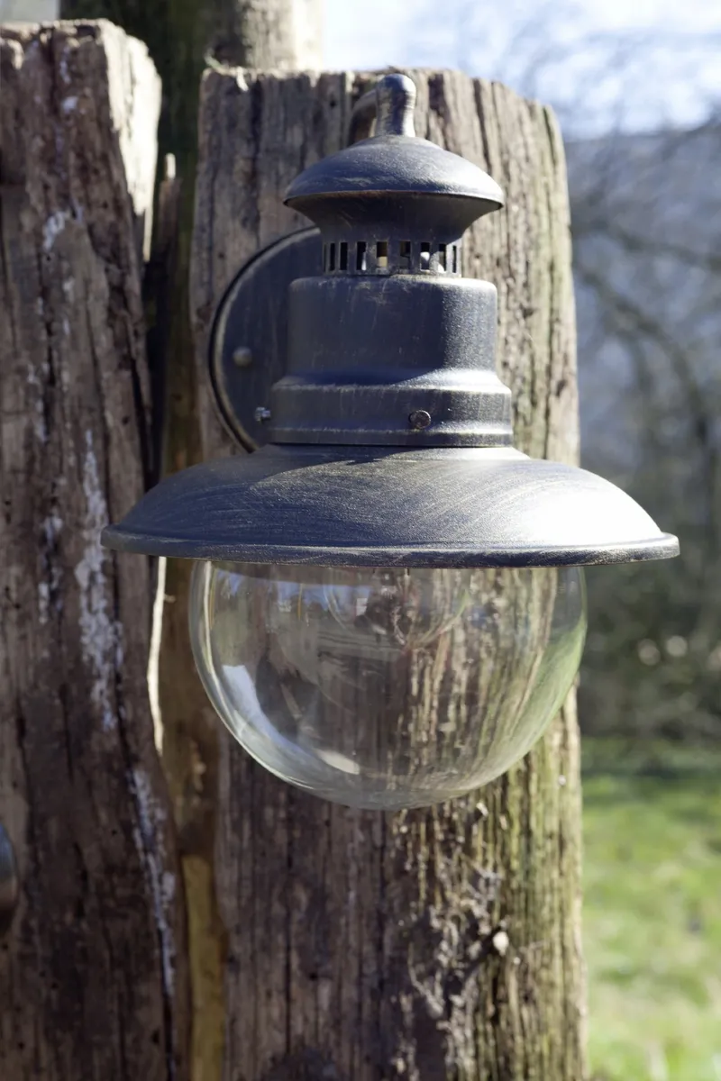 BRILLIANT Artu Buitenwandlamp Hangend Zwart Goud E27 60W IP44 — foto 2
